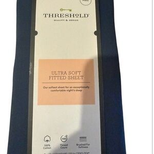 Threshold Navy Ultra Soft Fitted Sheet Full NWT